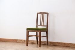 レトロ家具　レトロなデザインのナラ材椅子　