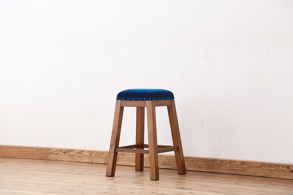 美品!古い木の角スツール(椅子・イス)　