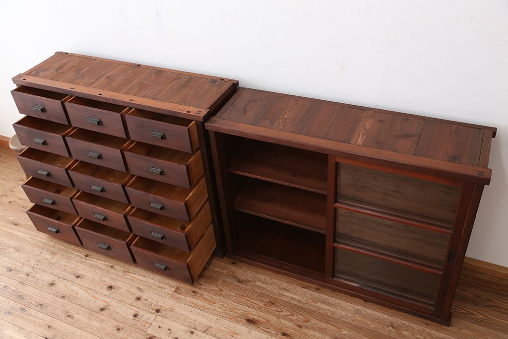 極上美品!状態抜群の作りの上質な四尺引き出し収納棚(薬箪笥)