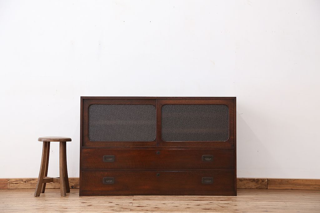 アンティーク家具　高級品!古いナラ材のダイヤガラスローボード(ローチェスト)
