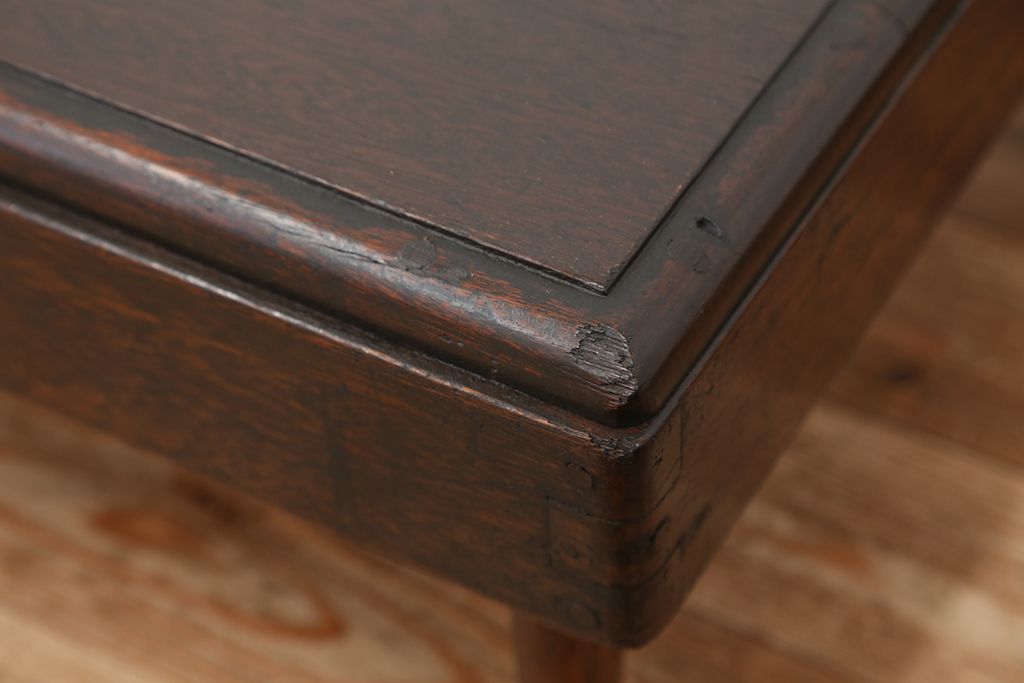 アンティーク家具　珍品!珍しいデザインの角ちゃぶ台
