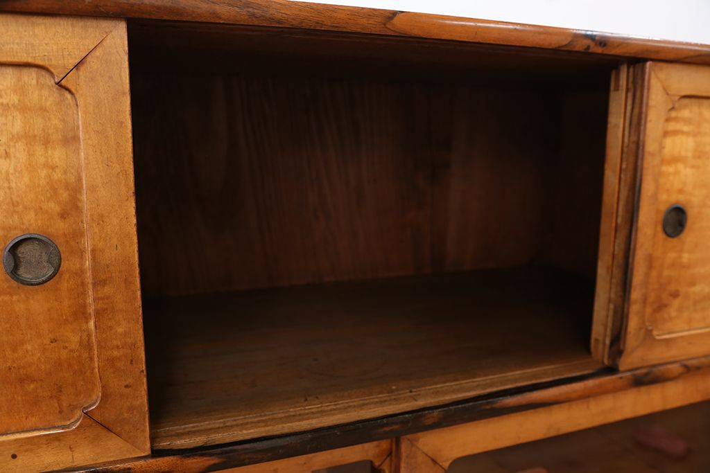 アンティーク家具　古いお家の上品な二段重ね茶箪笥(飾り棚・食器棚)