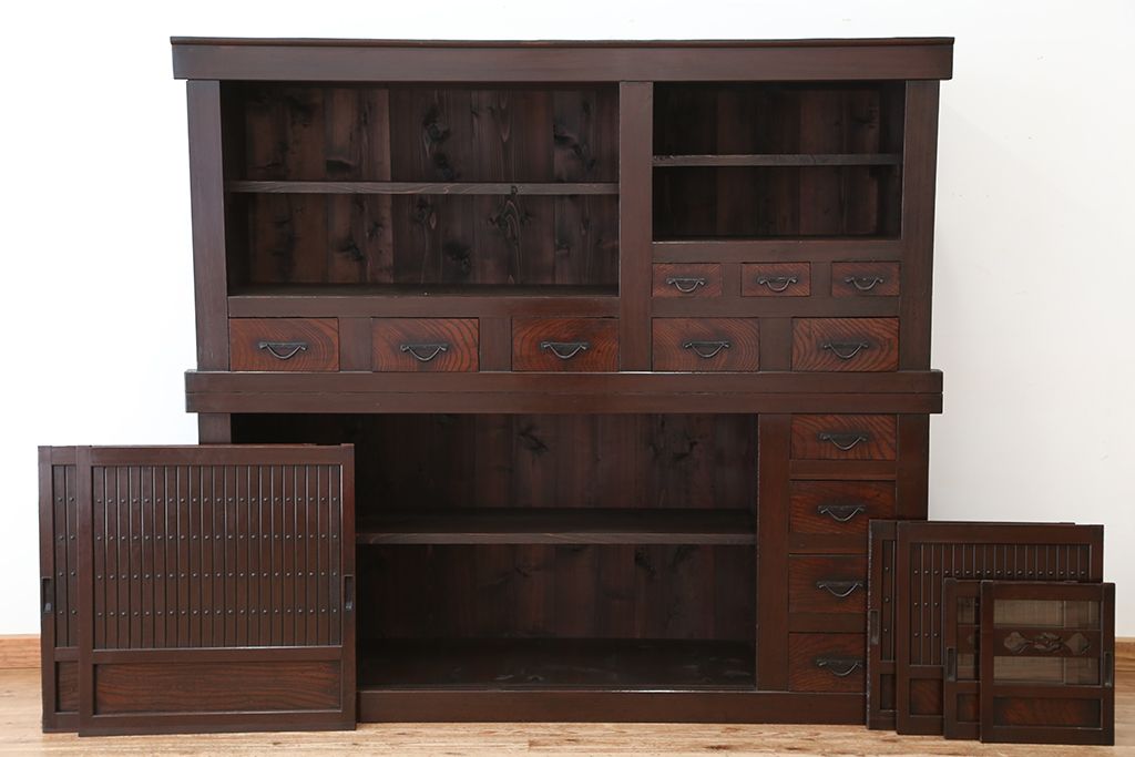 アンティーク家具　重厚!昇り引き出し付き六尺水屋箪笥(食器棚、収納棚)