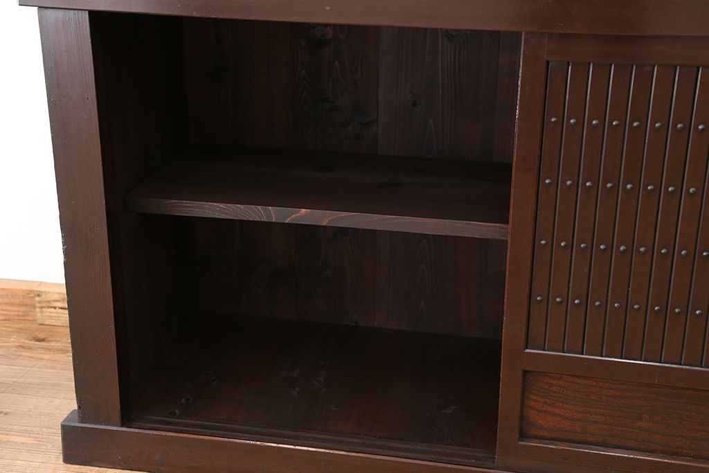 アンティーク家具　重厚!昇り引き出し付き六尺水屋箪笥(食器棚、収納棚)