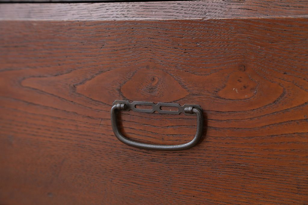 アンティーク家具　アンティーク　シックな時代箪笥ローチェスト(ローボード)