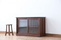 アンティーク家具　アンティーク　素敵なデザイン!古い木のモールガラスカウンターテーブル(収納棚、食器棚)