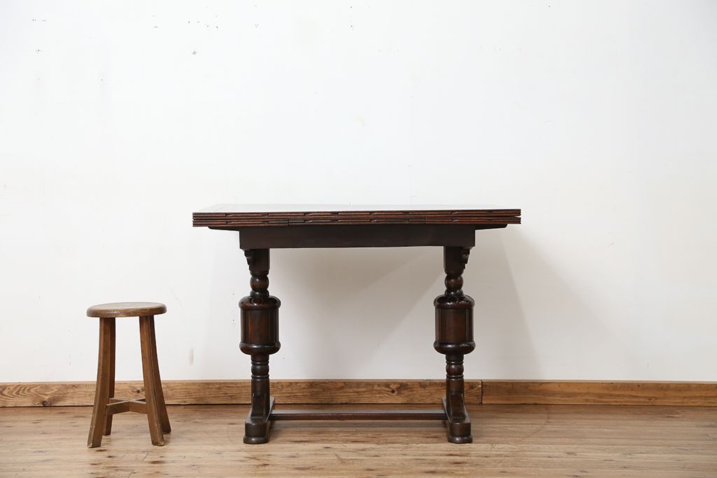 ヴィンテージ家具　イギリスビンテージ　シンプルなドローリーフテーブル(エクステンションテーブル)