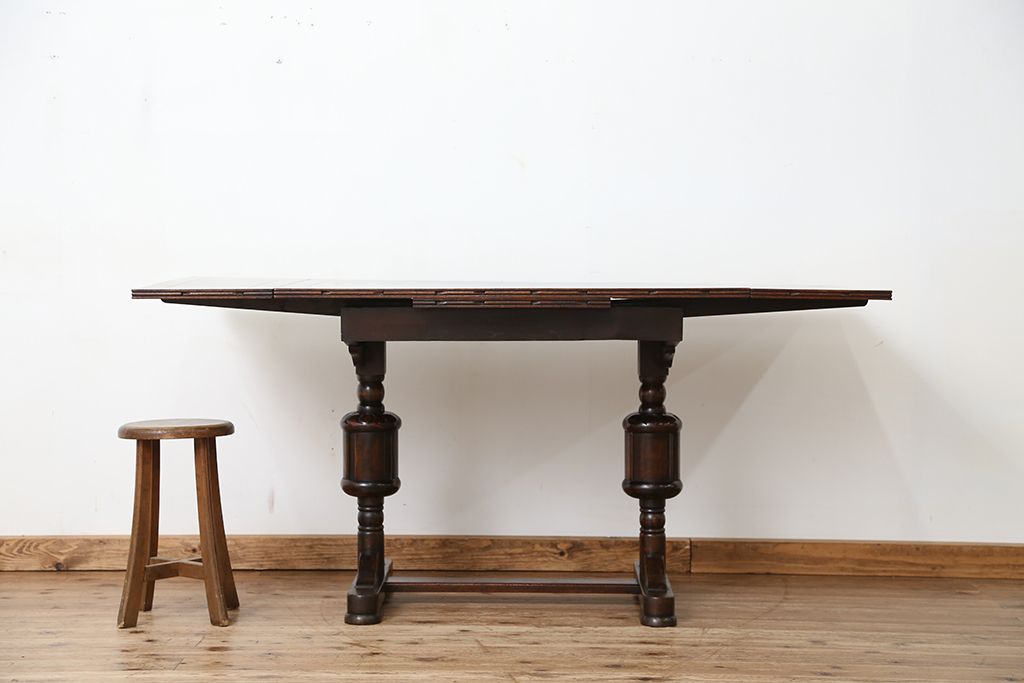 ヴィンテージ家具　イギリスビンテージ　シンプルなドローリーフテーブル(エクステンションテーブル)