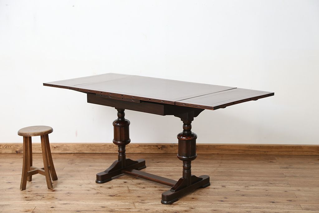 ヴィンテージ家具　イギリスビンテージ　シンプルなドローリーフテーブル(エクステンションテーブル)