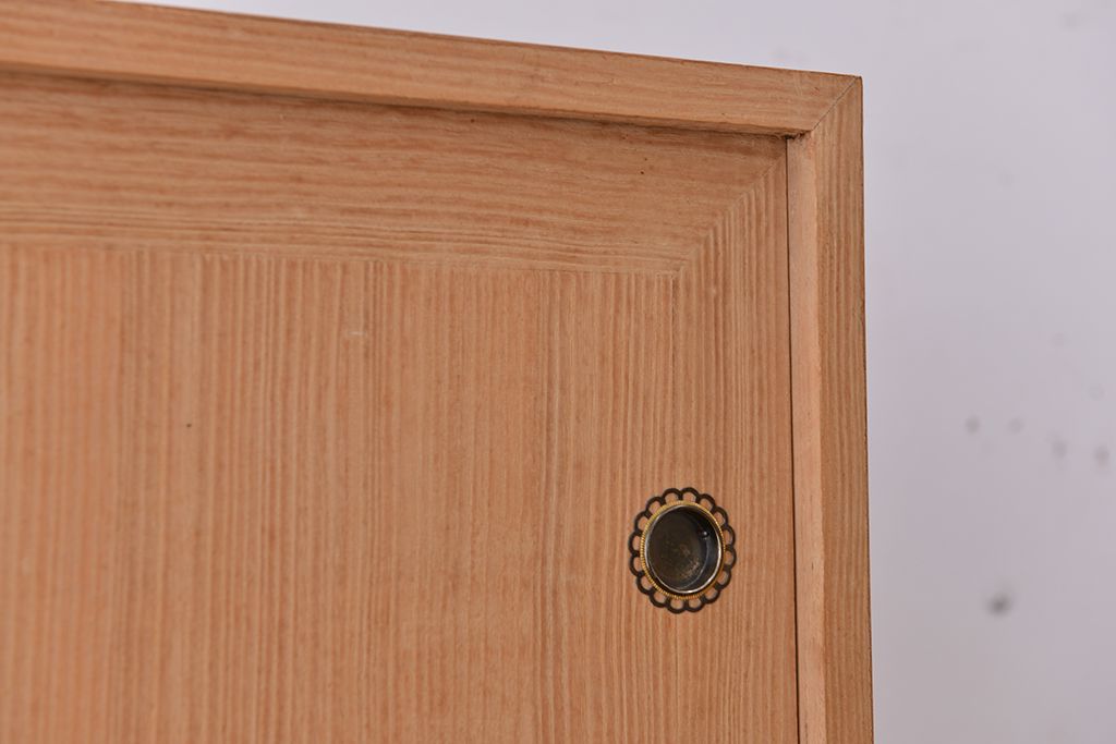 アンティーク家具　アンティーク　桐三段重ね箪笥(桐箪笥、桐たんす)