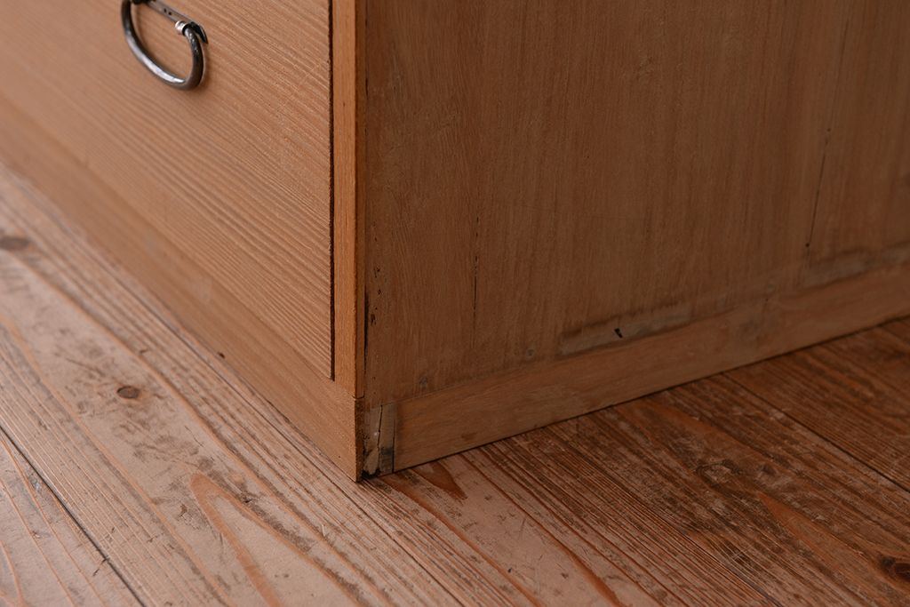アンティーク家具　アンティーク　桐三段重ね箪笥(桐箪笥、桐たんす)