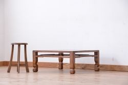 アンティーク家具　古い欅材の正方形一枚板座卓(テーブル)?