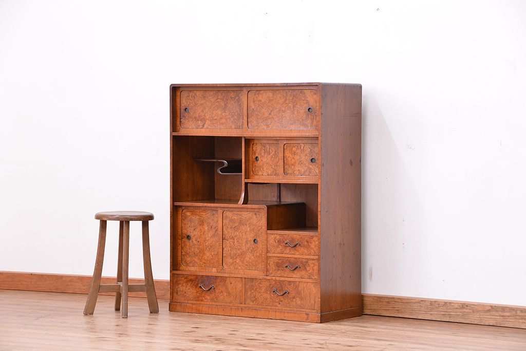 レトロ家具　昭和レトロ　古い木の小振りな茶箪笥?(茶棚)
