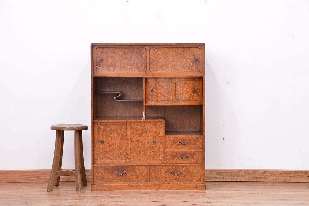 レトロ家具　昭和レトロ　古い木の小振りな茶箪笥?(茶棚)