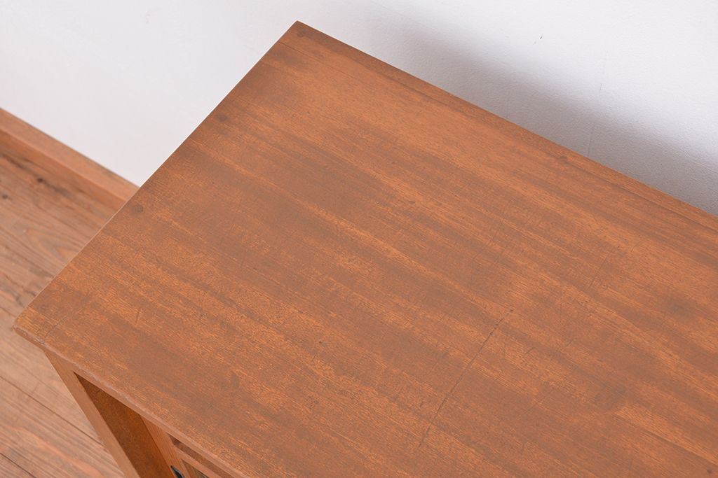 アンティーク家具　1970年代　古い学校の鉄脚モールガラス収納棚?(食器棚・本棚)