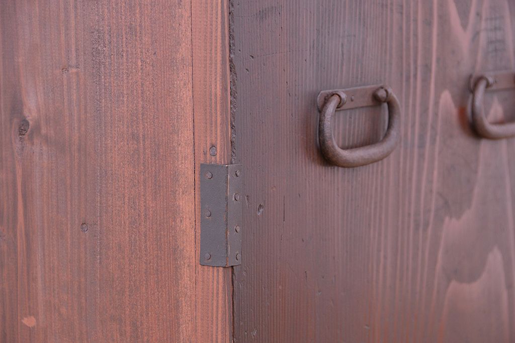 アンティーク家具　古民具・骨董　脚付き34杯引出し収納棚(薬箪笥、百味箪笥)