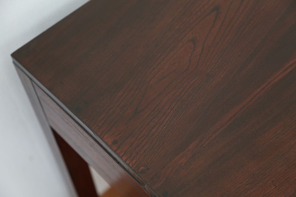 アンティーク家具　アンティーク　古い木のシックな色合いの小振りな片袖机?