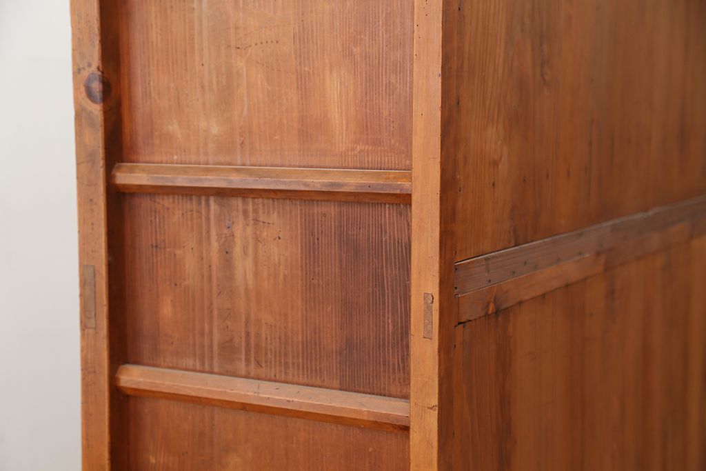 アンティーク家具　古民具・骨董 美しい作りの結霜ガラス戸 四尺水屋箪笥(食器棚/収納棚)