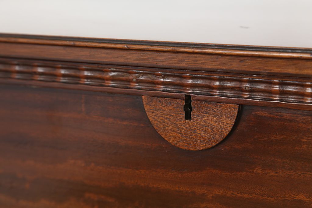 アンティーク家具　イギリスアンティーク 英国 WARING&GILLOW(ワーリングギロー)社製 小振りなドレッシングキャビネット(化粧台/ドレッシングテーブル)
