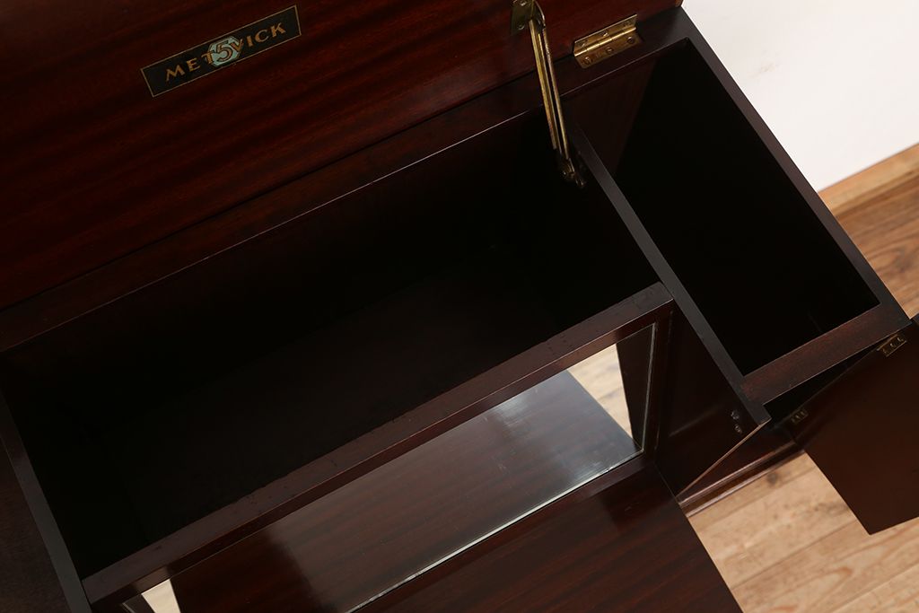 アンティーク家具　イギリスアンティーク 英国 WARING&GILLOW(ワーリングギロー)社製 小振りなドレッシングキャビネット(化粧台/ドレッシングテーブル)