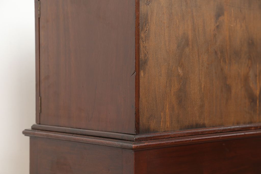 アンティーク家具　イギリスアンティーク 英国 WARING&GILLOW(ワーリングギロー)社製 小振りなドレッシングキャビネット(化粧台/ドレッシングテーブル)