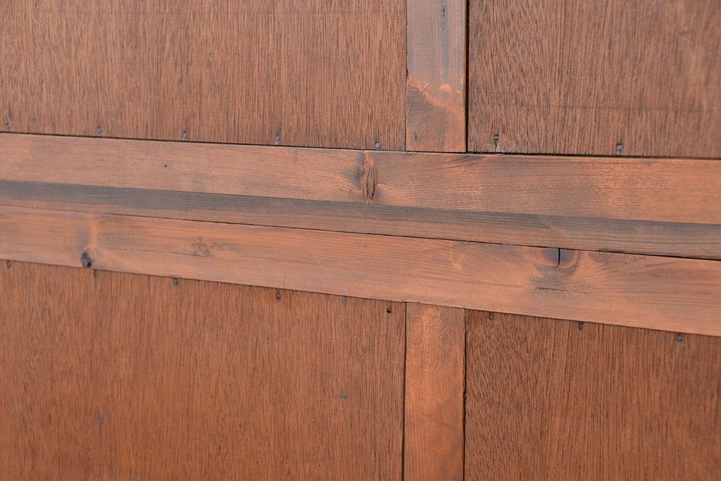 レトロ家具　昭和レトロ シンプルな二段重ね大型収納棚(ガラスケース/食器棚)