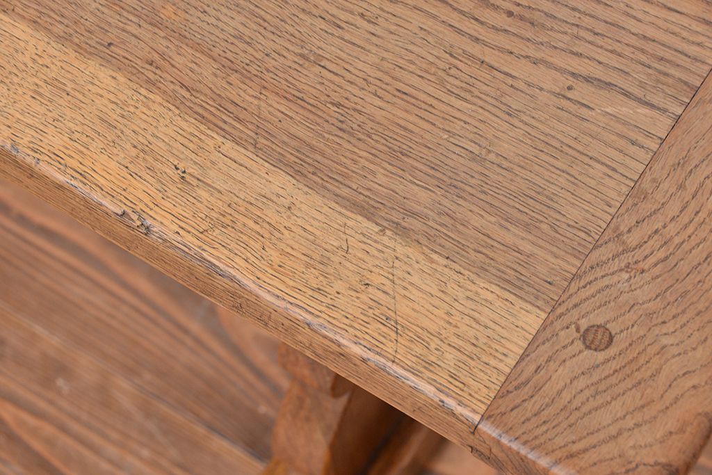 アンティーク家具　イギリスアンティーク　オーク材のシンプルなデザインベンチ?(長イス、横長ダイニングチェア、長椅子)