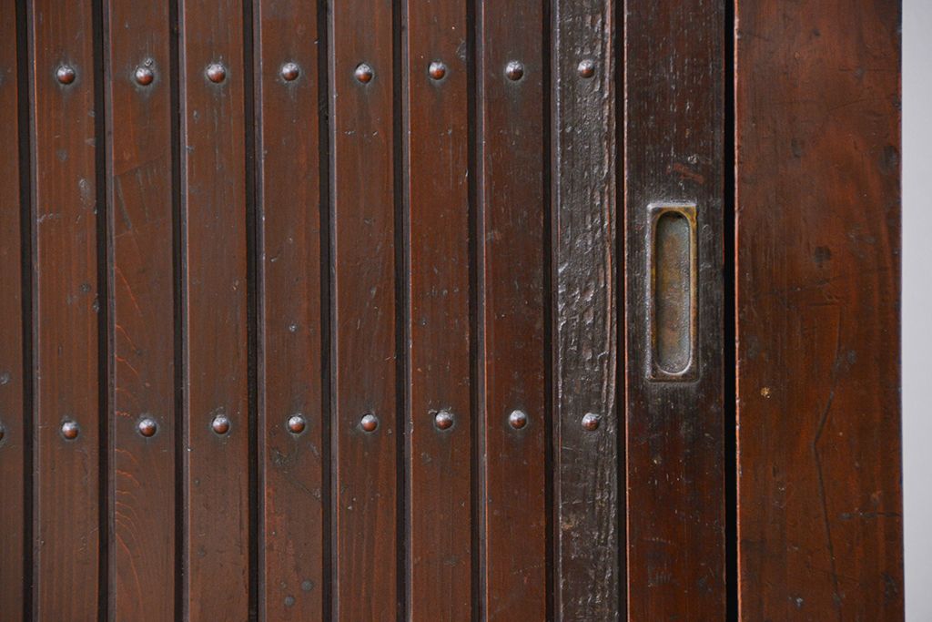 アンティーク家具　★古民具・骨董　シンプルで趣のある四尺水屋箪笥(下駄箱)