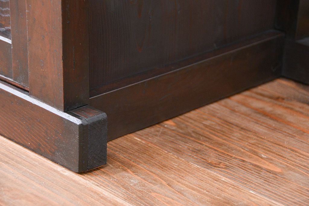 アンティーク家具　★古民具・骨董　シンプルで趣のある四尺水屋箪笥(下駄箱)