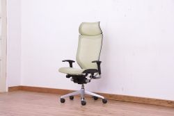 ★中古　オカムラハイバックバロンチェア(岡村製作所/オフィスチェア)
