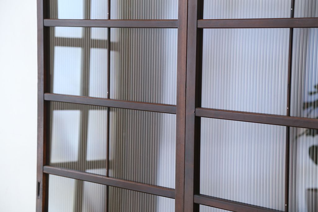★古民具・骨董　桟が細かく繊細なガラス格子戸2枚セット