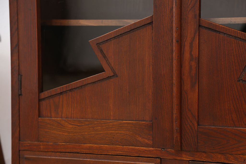 アンティーク家具　大正ロマン　古い栓材の上品な本箱(ブックケース・収納棚)