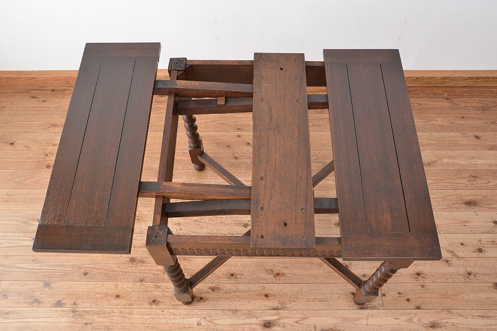アンティーク家具　イギリスアンティーク　ツイストレッグ　オーク材　ドローリーフテーブル(エクステンションテーブル)