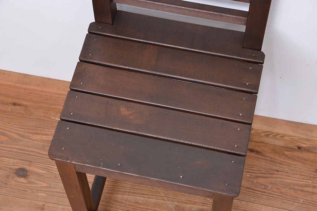 レトロ家具　昭和レトロ　1970年代シンプルな椅子　1脚(イス)
