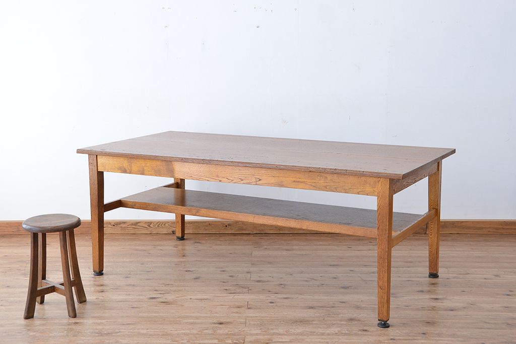 アンティーク家具　1960〜70年代　古い学校の使い込まれた大きな作業台?(テーブル、机)