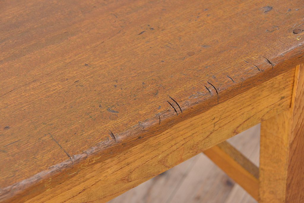 アンティーク家具　1960〜70年代　古い学校の使い込まれた大きな作業台?(テーブル、机)