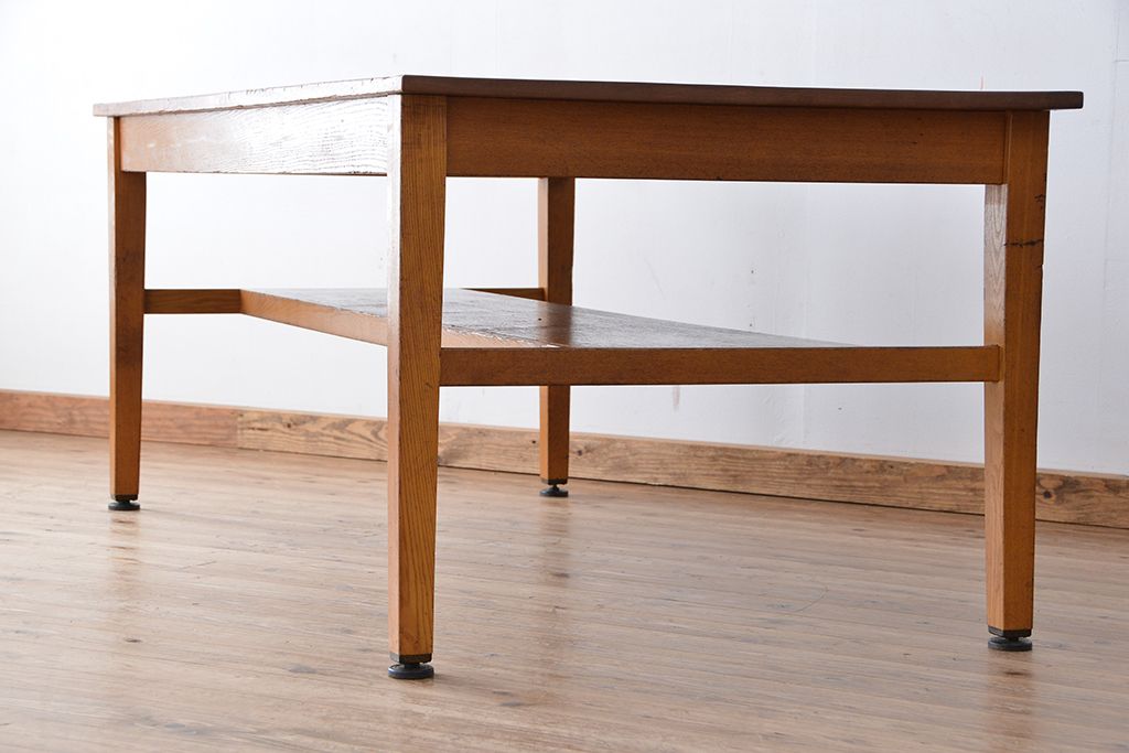 アンティーク家具　1960〜70年代　古い学校の使い込まれた大きな作業台?(テーブル、机)