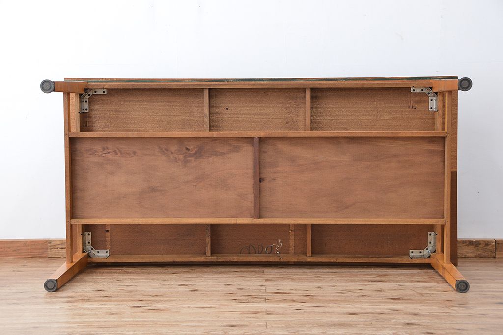 アンティーク家具　1960〜70年代　古い学校の使い込まれた大きな作業台?(テーブル、机)
