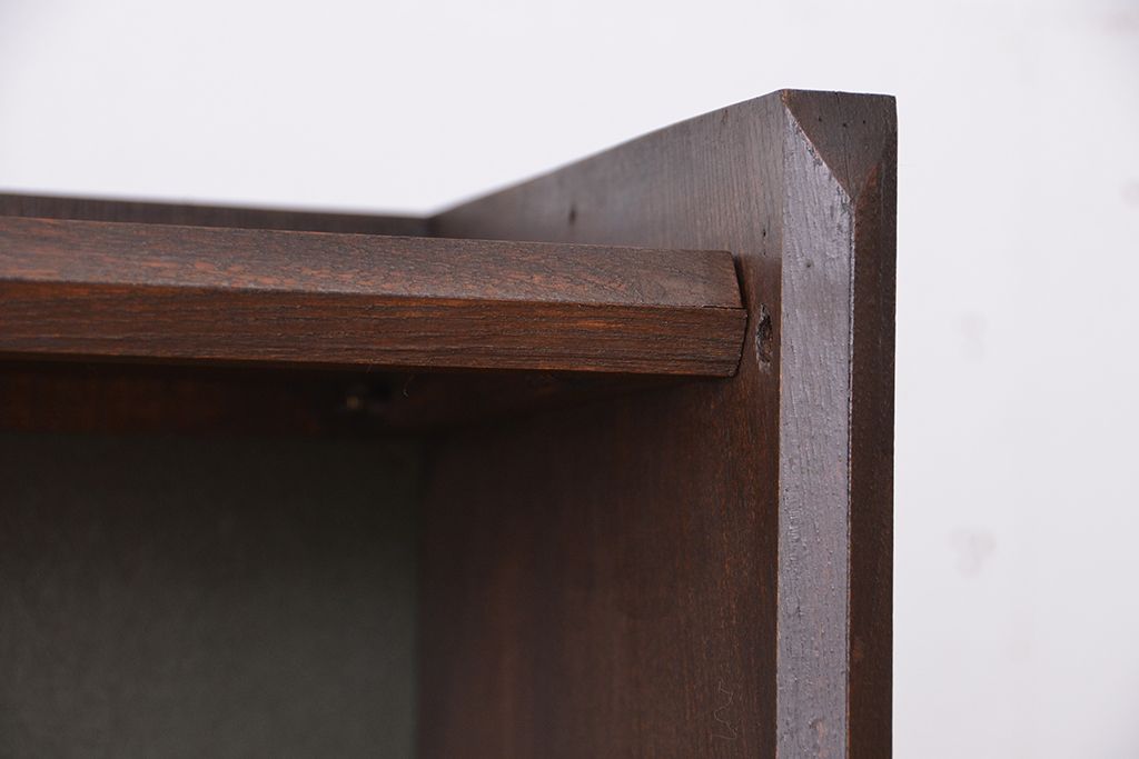 レトロ家具　★昭和レトロ　シンプルな本棚(飾り棚/ブックシェルフ)