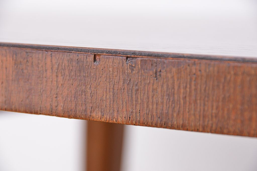 レトロ家具　昭和レトロ　デザインの素晴らしいセンターテーブル(机)　
