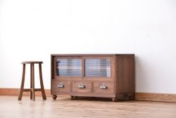 アンティーク家具　アンティーク　モールガラス脚付きローボード?(収納棚)　