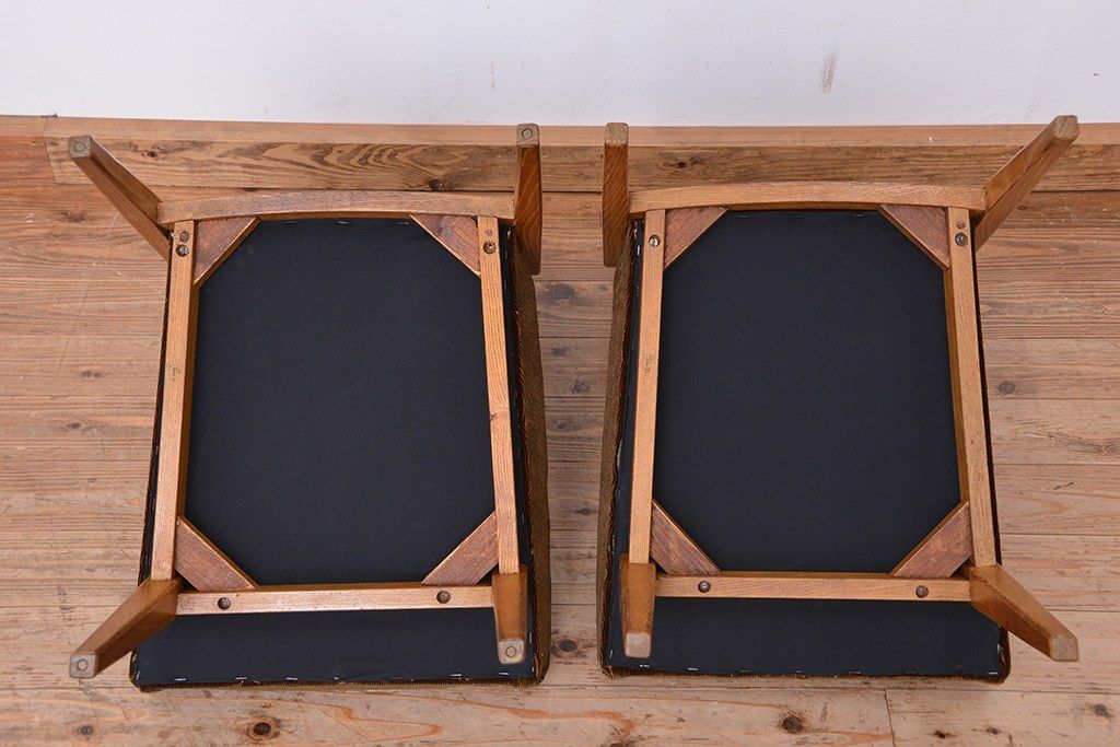 レトロ家具　昭和レトロ　ナラ材フレームの椅子　2脚セット(いす、チェア)