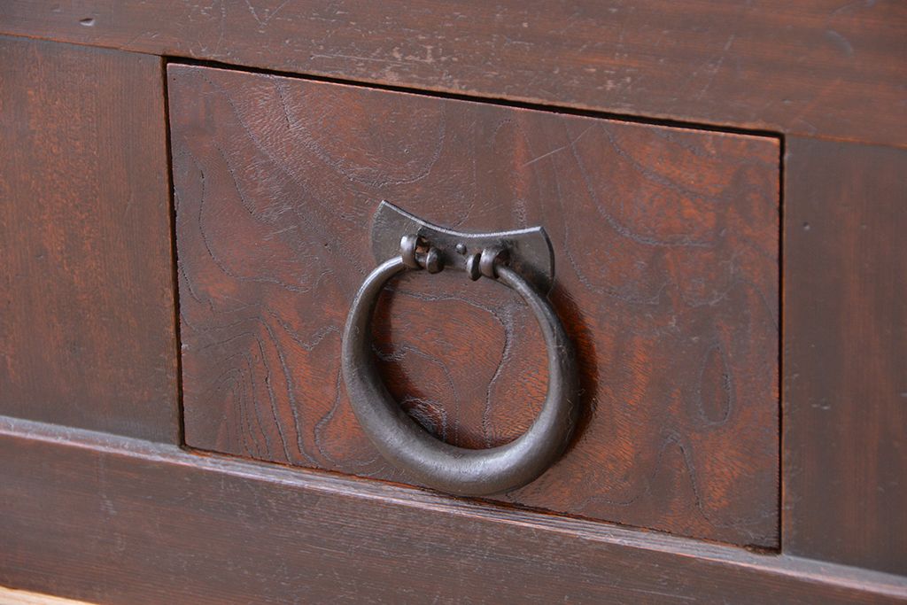 アンティーク家具　古民具・骨董　欅の杢目が素晴らしい四尺水屋箪笥サイドボード(収納棚、リビングボード)