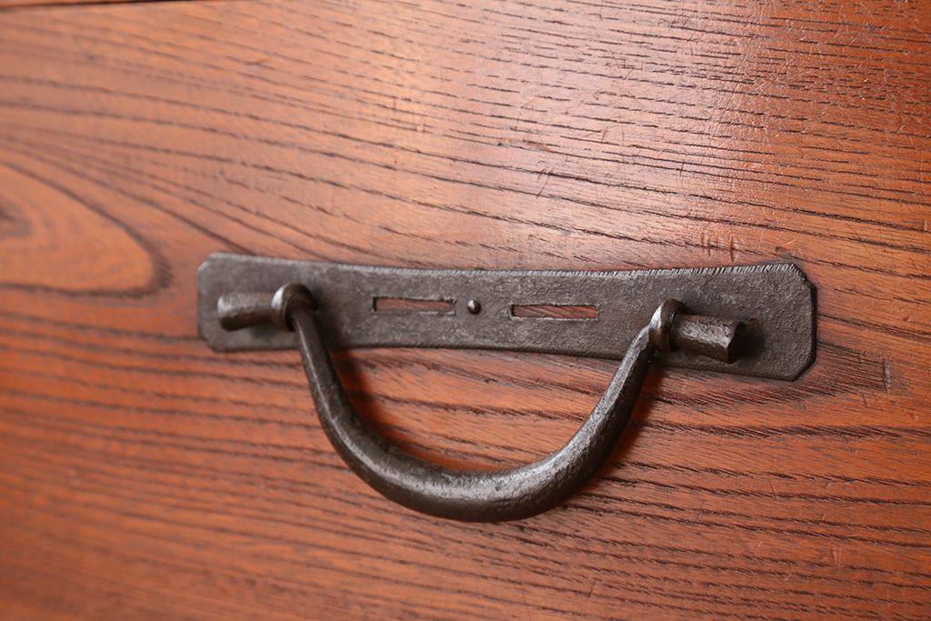 アンティーク家具　古民具・骨董 明るい色合いの収納箪笥サイドボード(水屋箪笥、食器棚、収納棚)