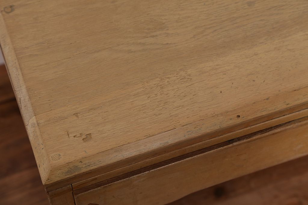 レトロ家具　昭和レトロ　明るい色あいの片袖机(テーブル/作業台)