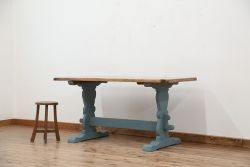 アンティーク家具　イギリスアンティーク　オーク材　ペイントダイニングテーブル
