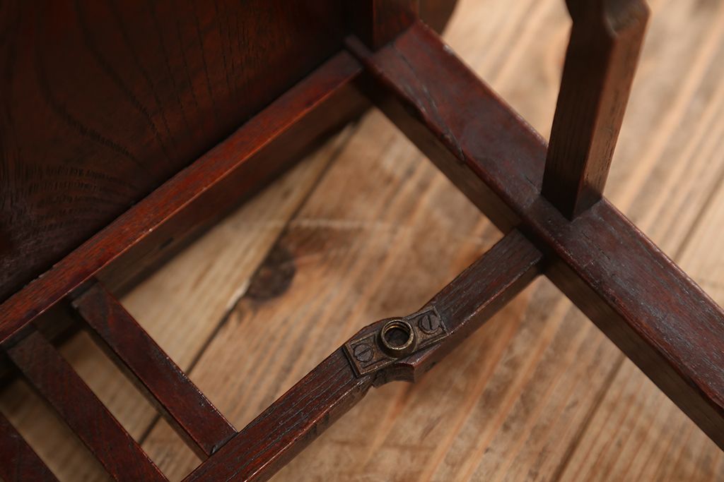 アンティーク家具　古民具・骨董　古い欅材の小さなテーブル(机)