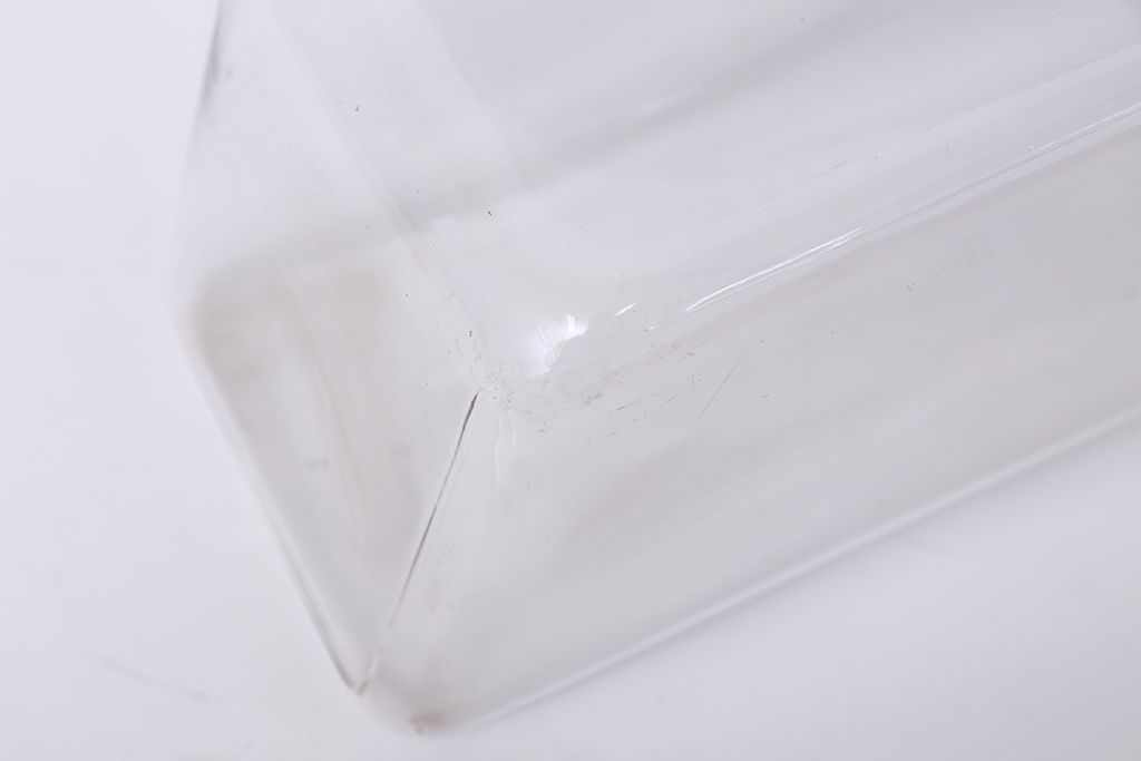 アンティーク雑貨　アンティーク 古い商店の蓋付きガラスビン[瓶]2個セット?(菓子瓶)