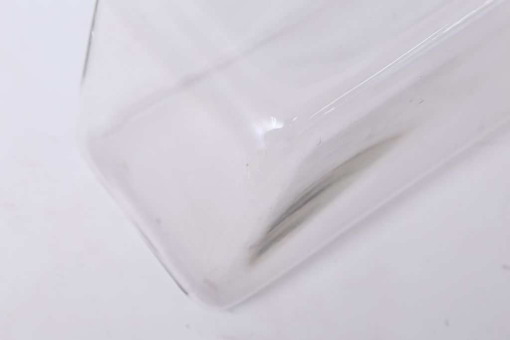 アンティーク雑貨　アンティーク 古い商店の蓋付きガラスビン[瓶]2個セット(菓子瓶)