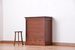 アンティーク家具　アンティーク　総欅材!希少!特注品!　シャッター扉付き戸棚(収納棚、蛇腹)